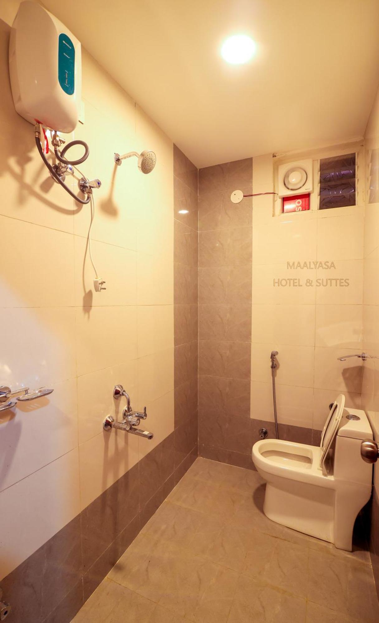 Maalyasa Hotel And Suites Hyderabad Exterior photo